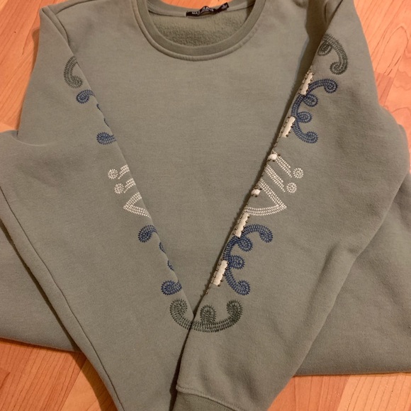 Max Jeans Olive sweater - Picture 4 of 5